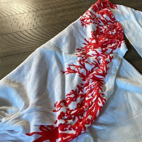 Coral 🪸 Button up Cárdigan in White Hot Coral Red ✈️🌴 Vacation ready! - Picture 5 of 17